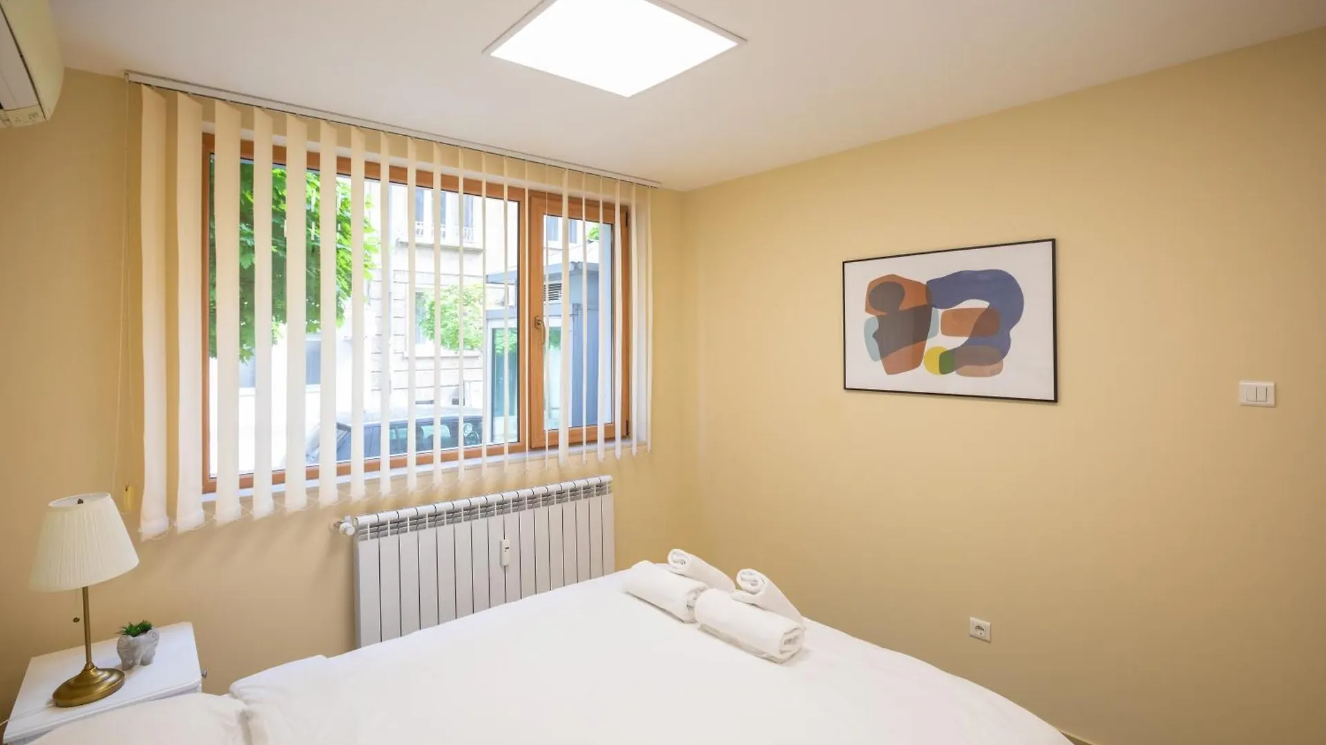 Bright 1Bdr Apartment In Top Center Sofia