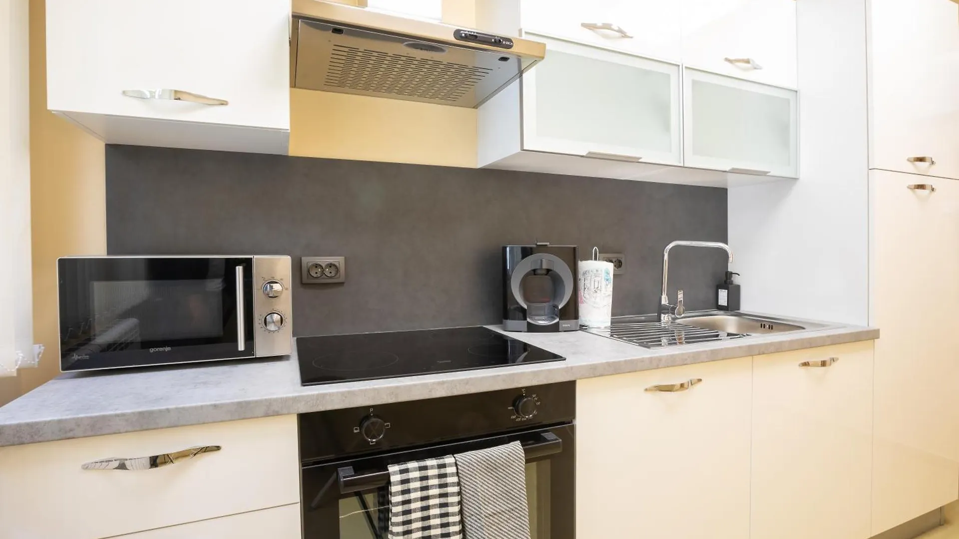 Bright 1Bdr Apartment In Top Center Sofia Bulgaria